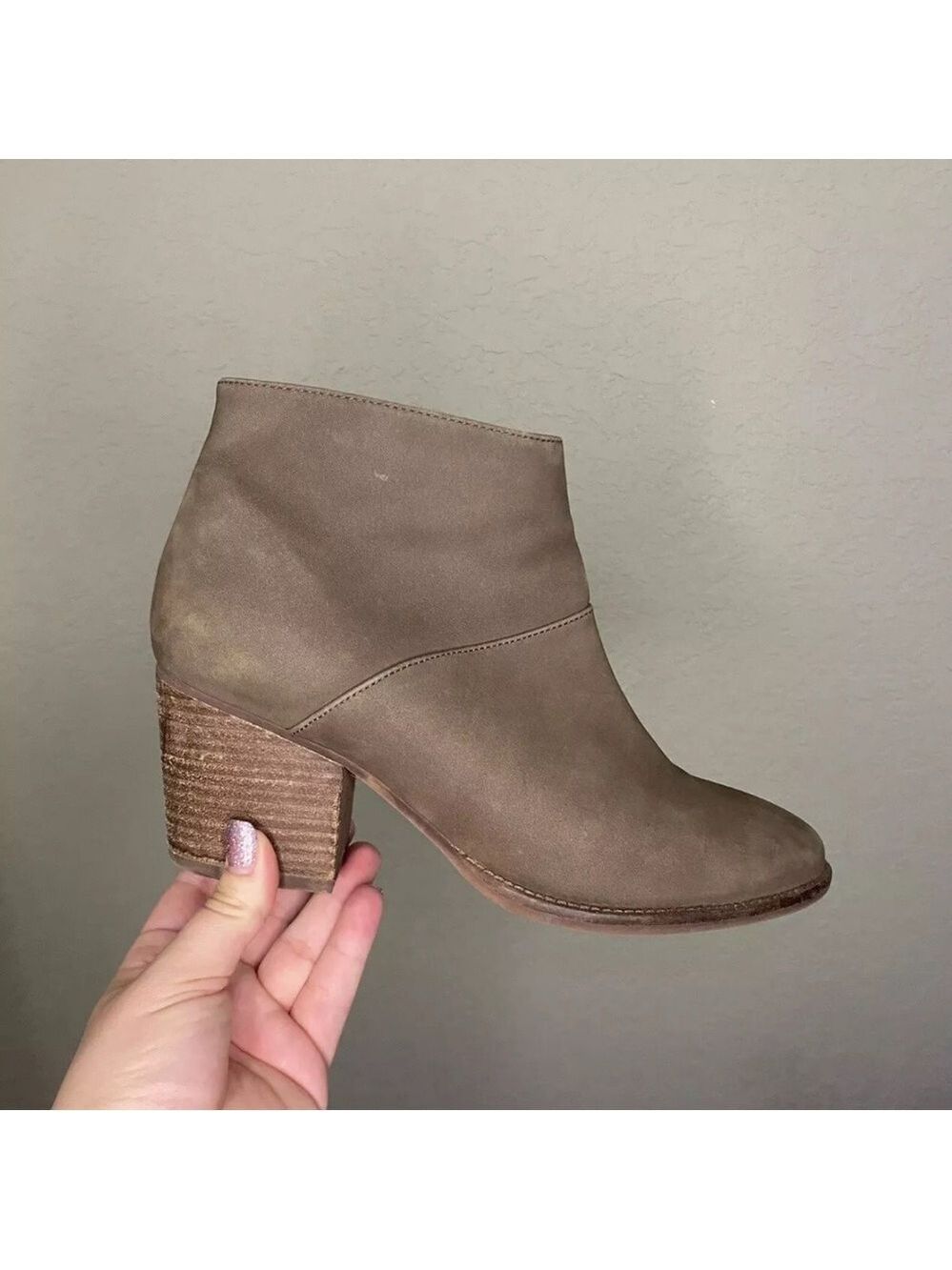 Blondo Nelli Women’s 10 M Taupe Block Heel Weatherproof Booties B5874-274